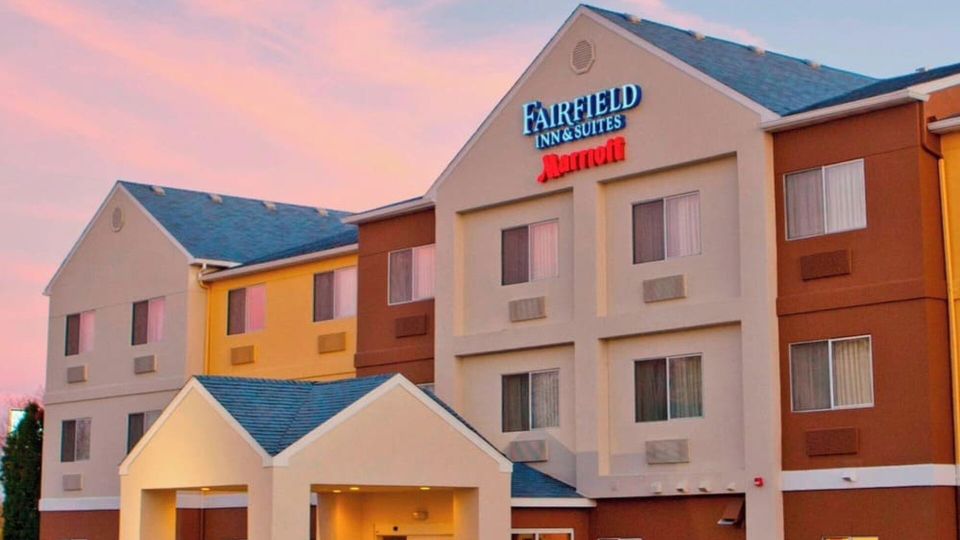 Hotel exterior at Fairfield Inn & Suites Joliet North/Plainfield.