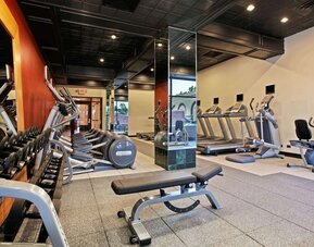 Gym at Hilton Chicago/Oak Brook Suites.