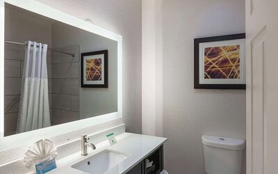 Day use room at Comfort Suites Lewisville.