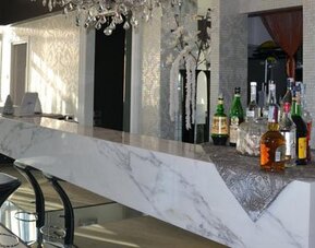 Hotel In - Lounge room