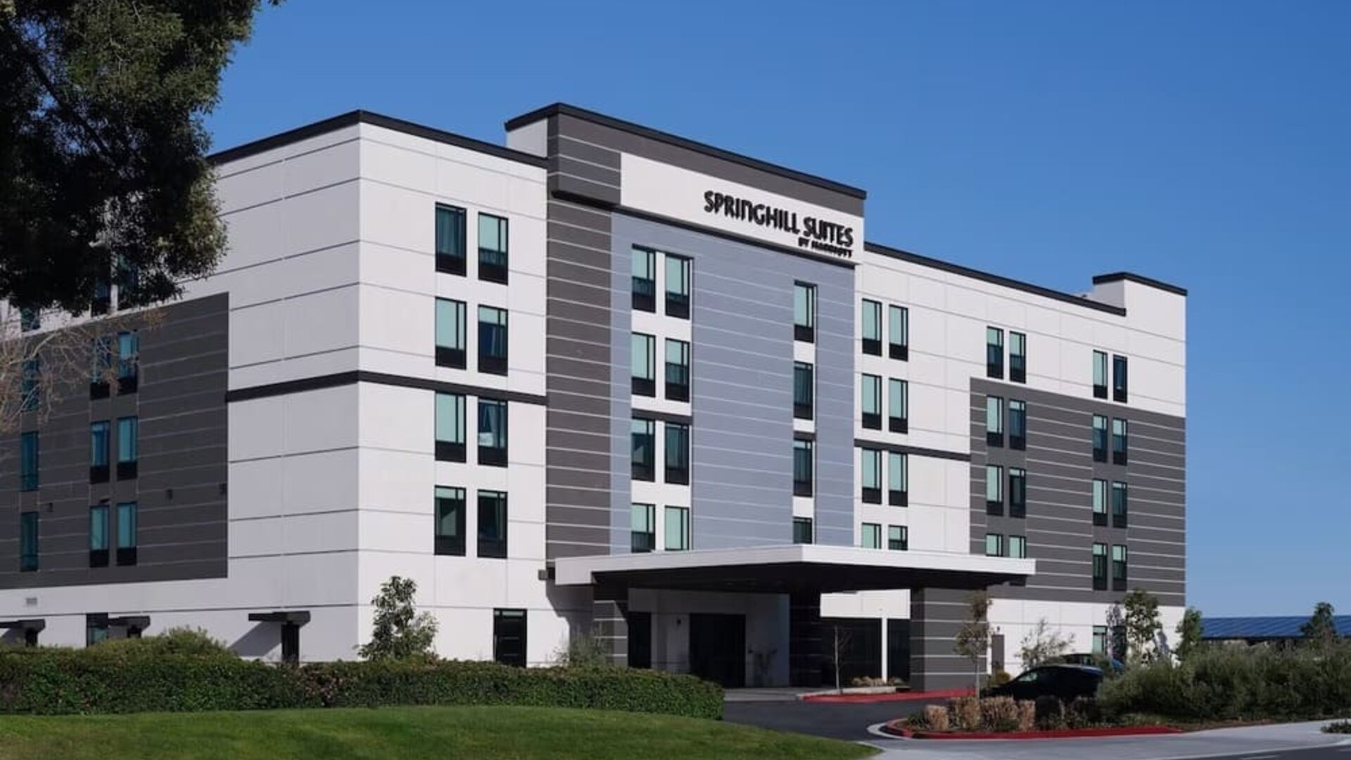 Hotel exterior at SpringHill Suites By Marriott Milpitas.