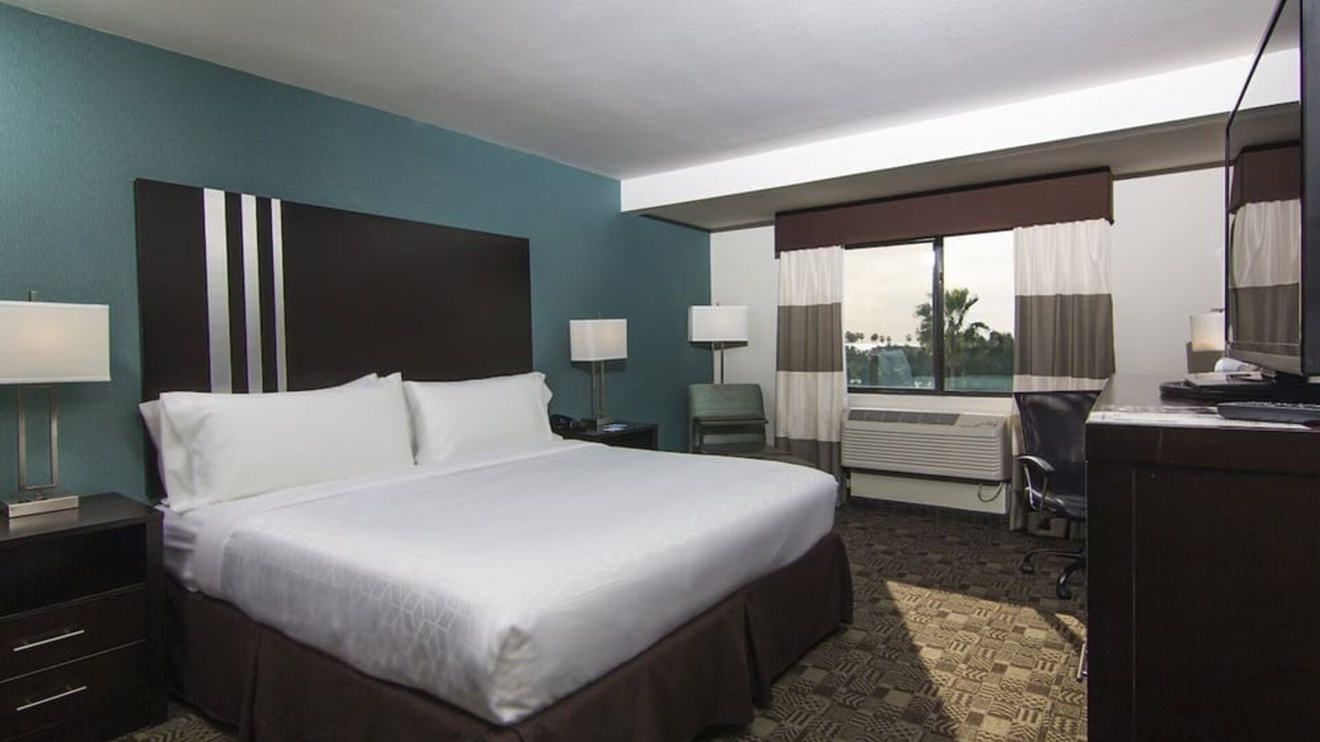 Day use room at Holiday Inn Express Hotel & Suites Carlsbad Beach.