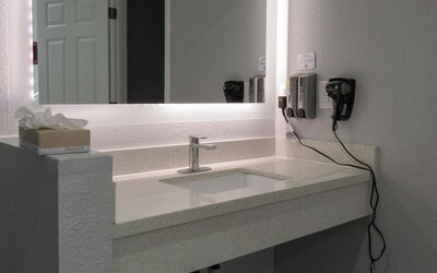 Day use room at Capri Suites Anaheim.