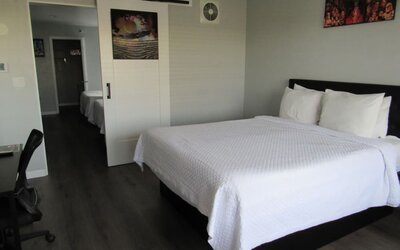 Day use room at Capri Suites Anaheim.