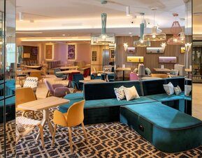 Lounge and coworking space at Hampton By Hilton Bialystok.