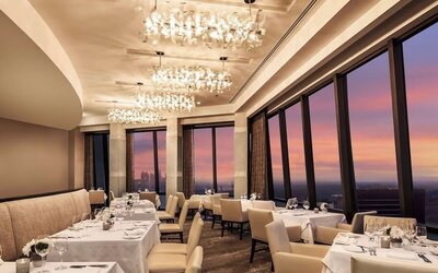 One of the 4 restaurants perfect for coworking at Hilton Atlanta.