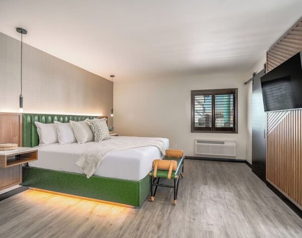 Day use room with TV and natural light at LYFE INN & SUITES By AGA.