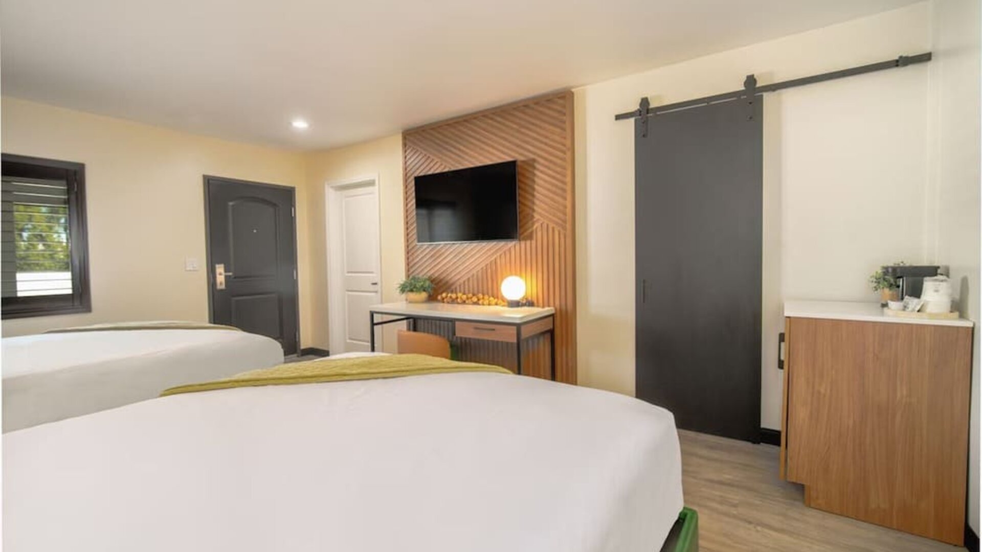 Day use room with TV and natural light at LYFE INN & SUITES By AGA.