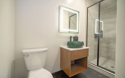 Guest bathroom at LYFE INN & SUITES By AGA.