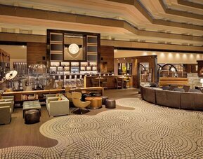 Elegant dining area suitable for co-working at Hyatt Regency San Francisco.