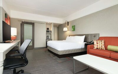 Day use room amenities at Hilton Garden Inn Calgary Downtown.