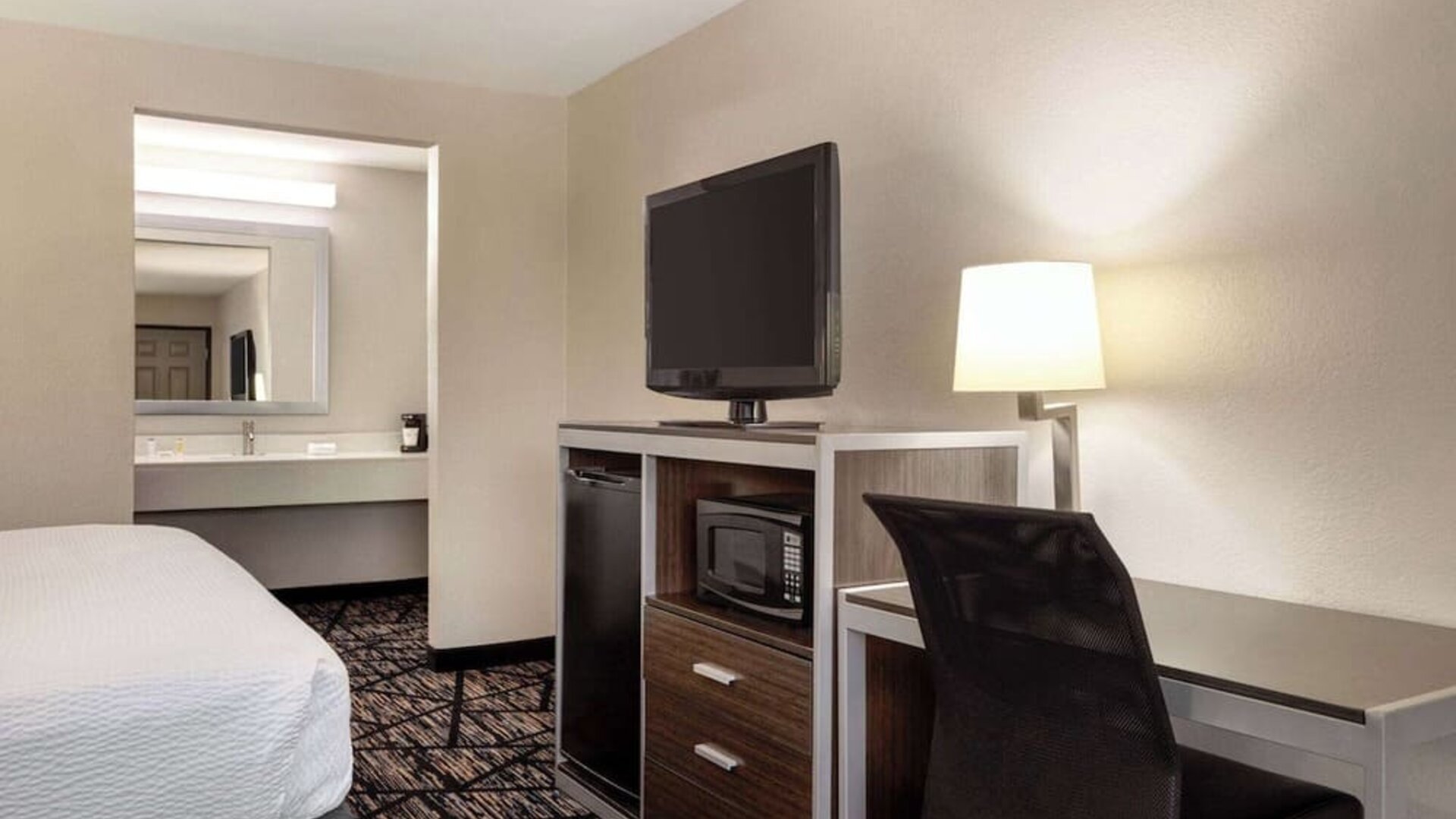 Day use room at Days Inn By Wyndham San Antonio Near Fiesta Park.