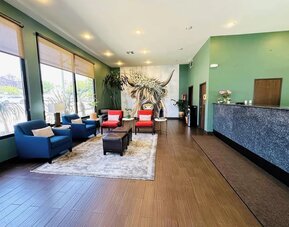 Lobby seating at The Hills Inn Eagle Rock.