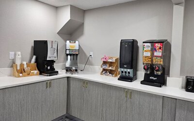 Dining room at Baymont By Wyndham Davenport.