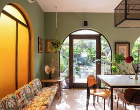 Meeting space at DREAMCATCHER By DW.