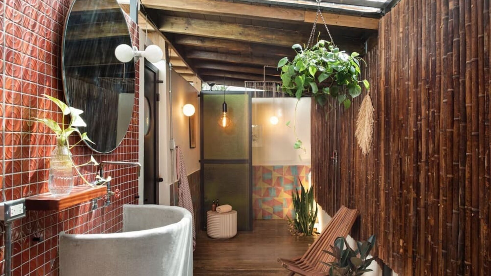 Beautiful guest bathroom at DREAMCATCHER By DW.