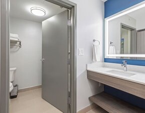 Guest bathroom at Best Western Plus Elgin - Chicago.