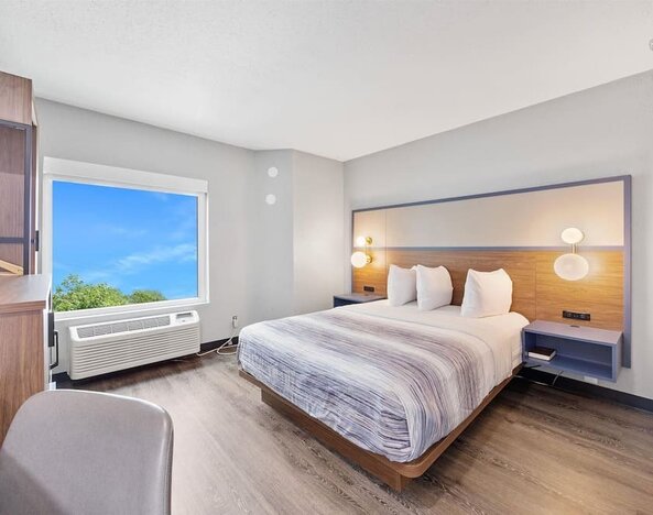 Day use room at AmericInn By Wyndham Urbana.