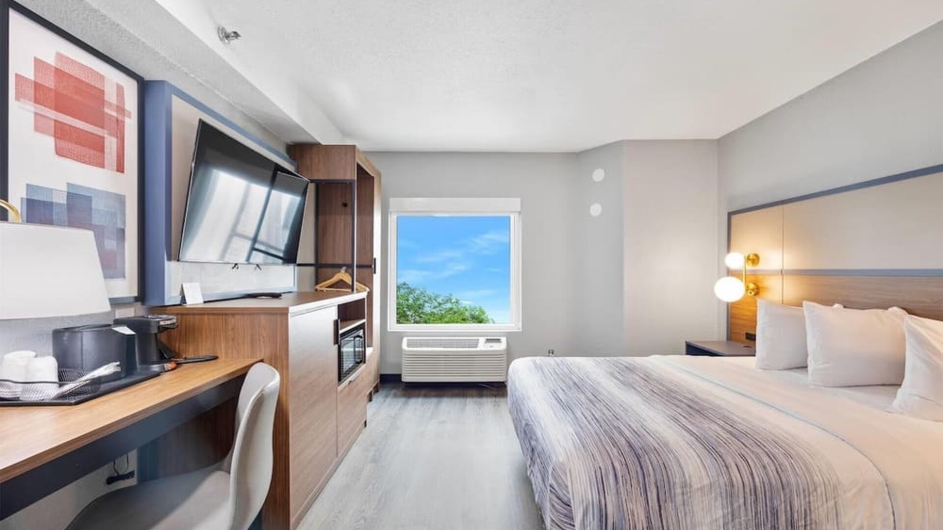 Day use room at AmericInn By Wyndham Urbana.