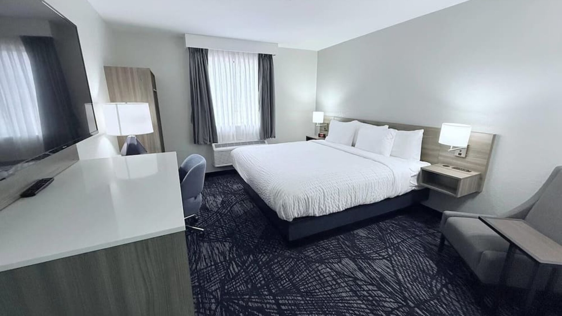 Day use room at Clarion Pointe.