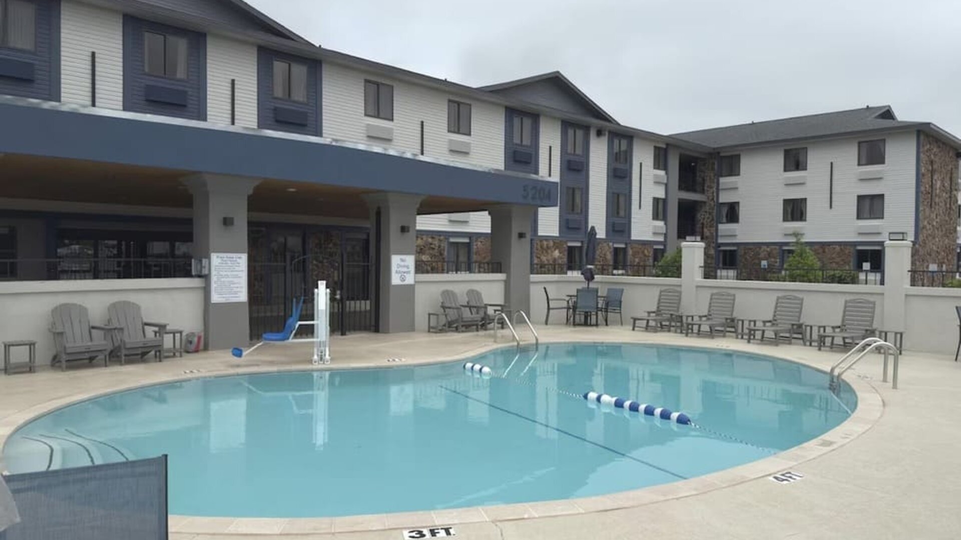 Outdoor pool at Clarion Pointe.