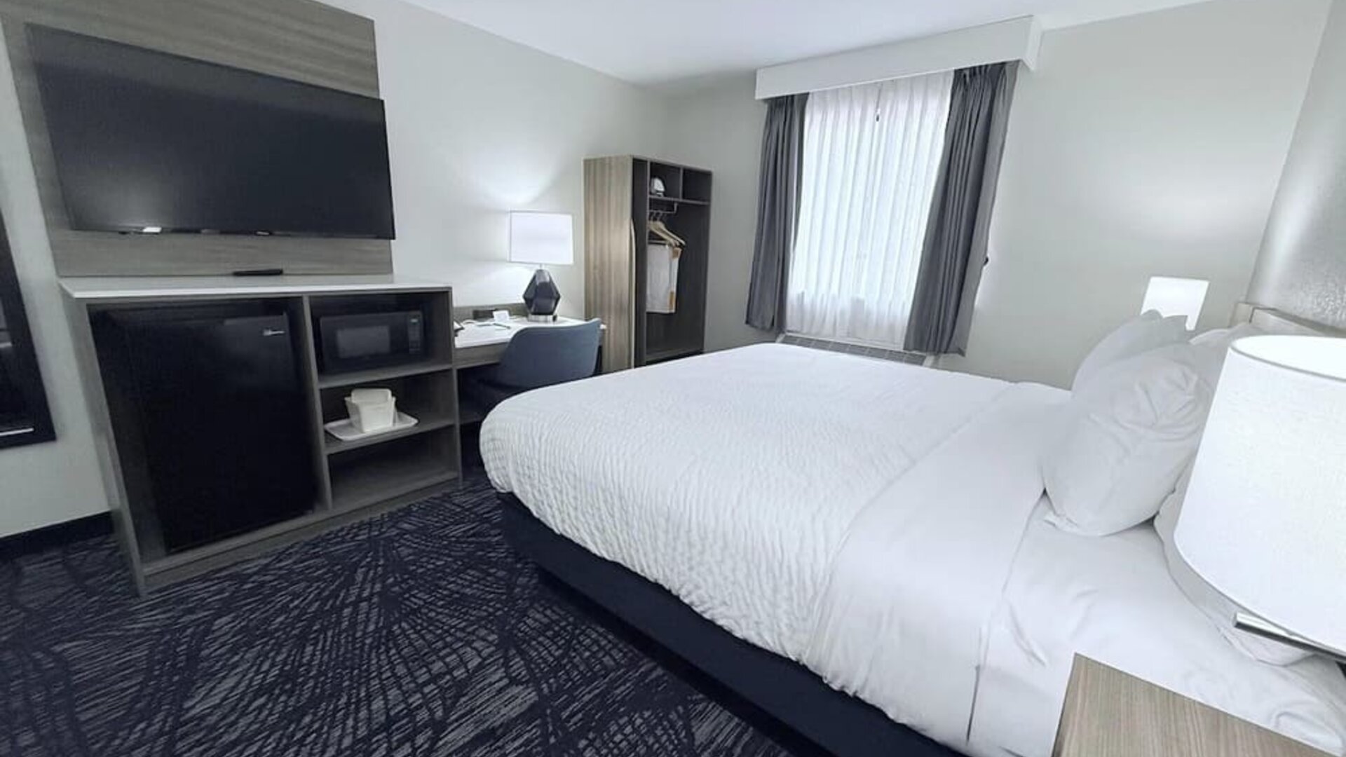 Day use room at Clarion Pointe.