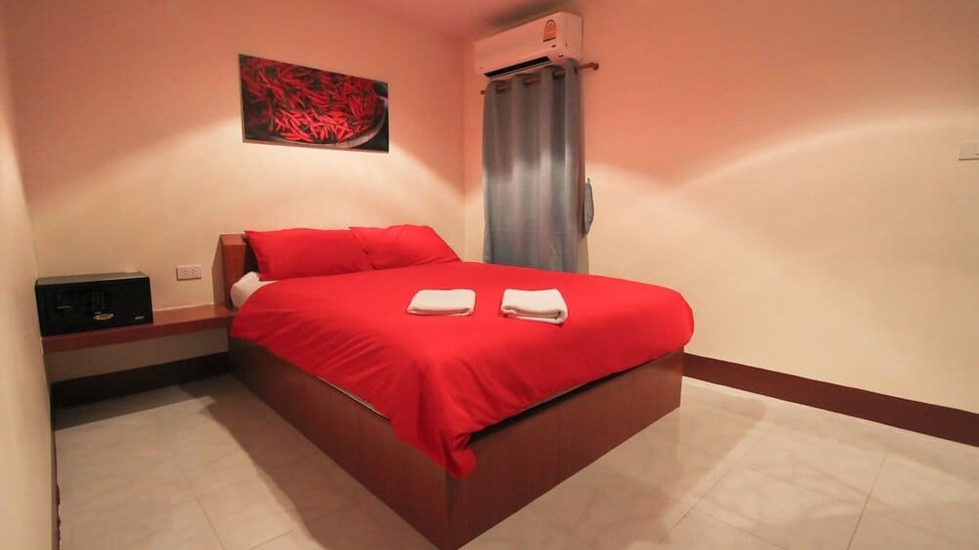 Day use room at Walking Street Guest House.