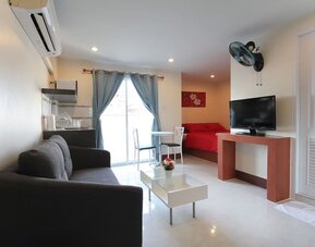 Day use room at Walking Street Guest House.