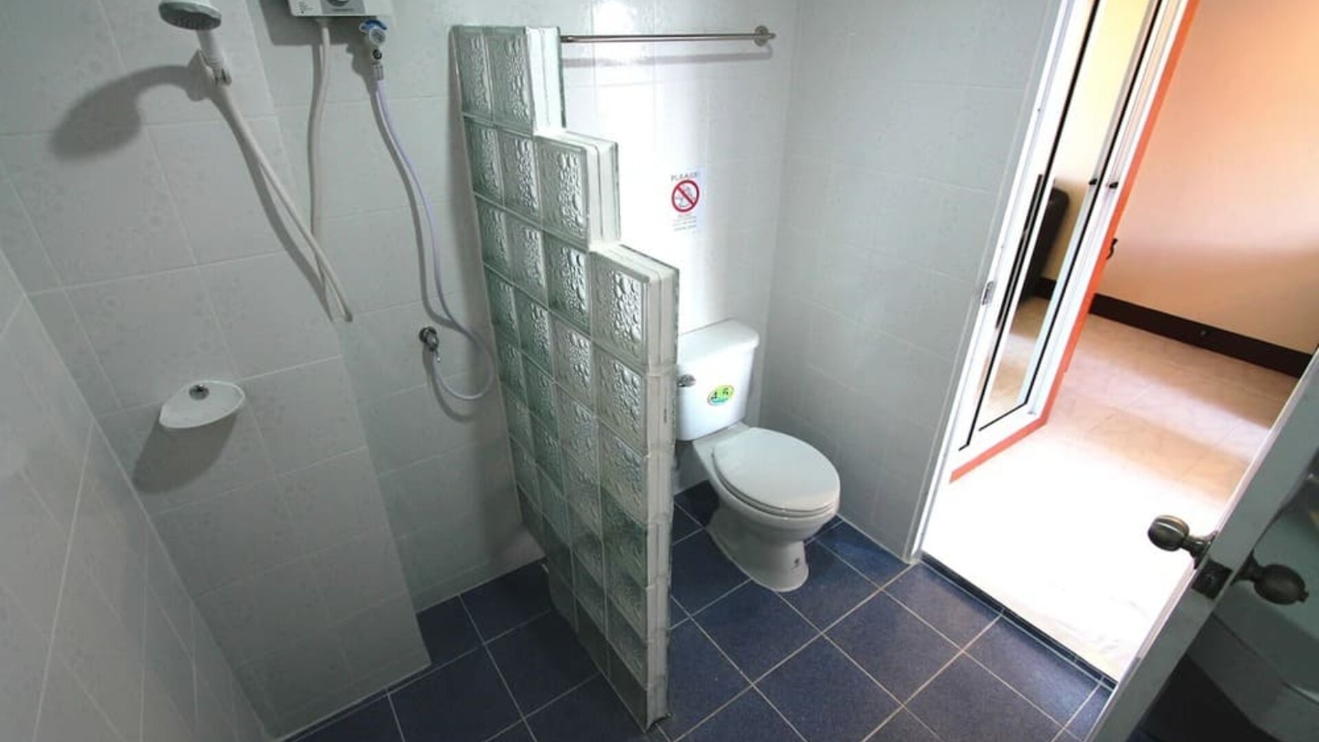 Guest bathroom at Walking Street Guest House.