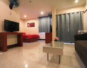 Day use room at Walking Street Guest House.