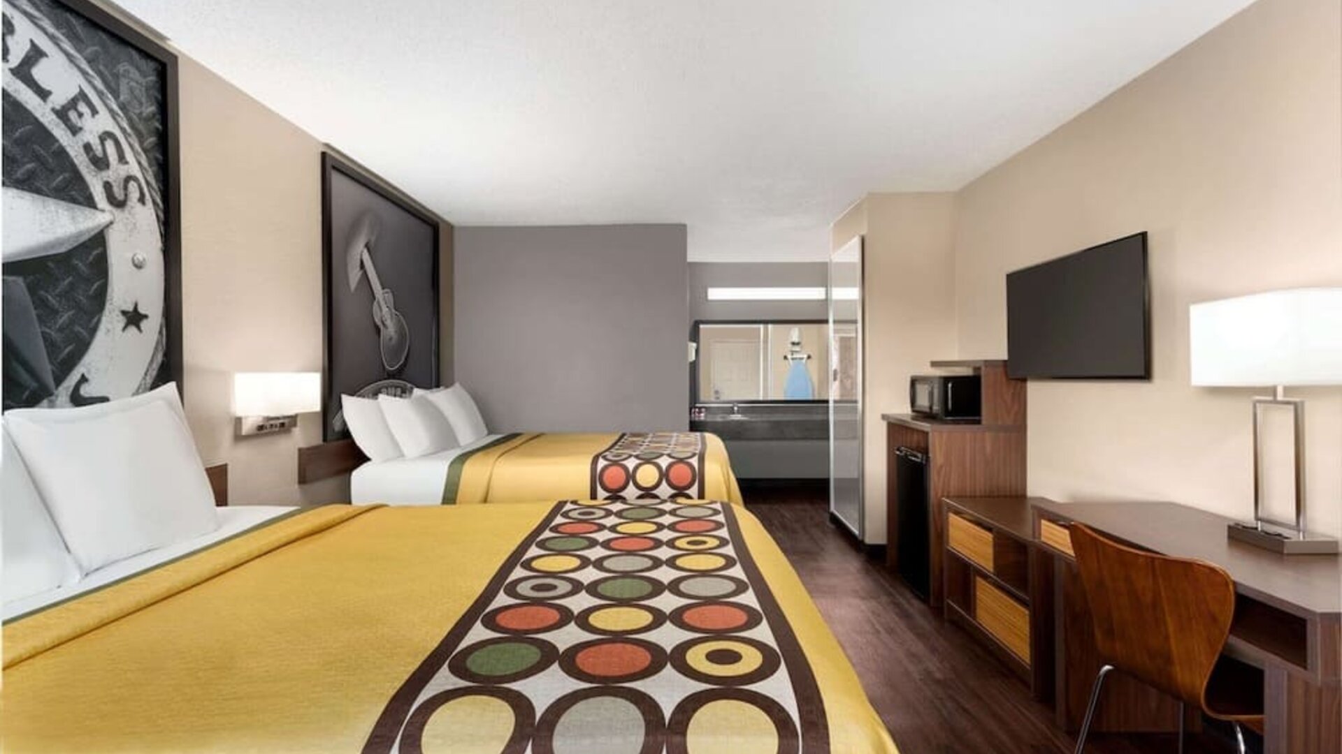 Day use room at Super 8 By Wyndham Universal City.