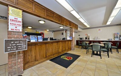 Reception desk at Super 8 By Wyndham Universal City.