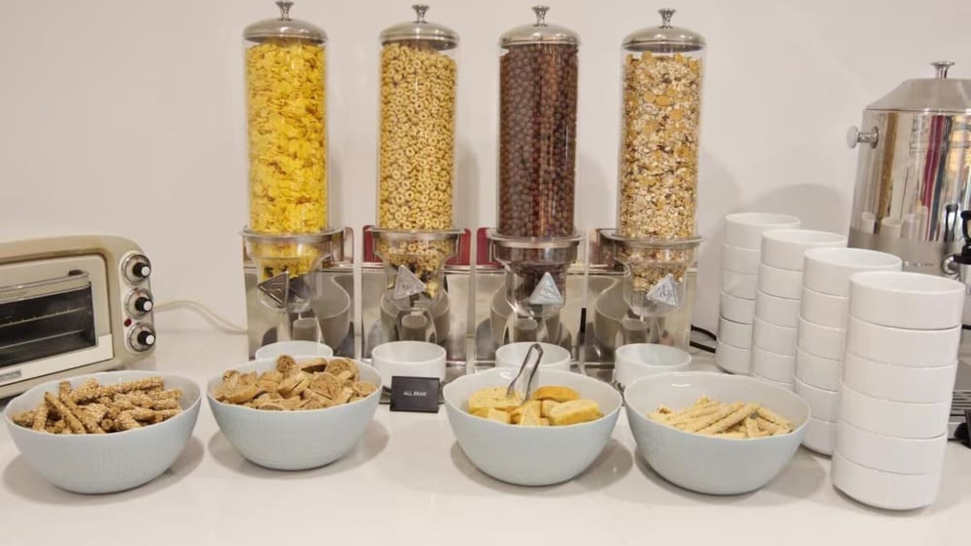 Breakfast available at Boss Boutique Athens.