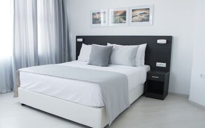 Day use room at Boss Boutique Athens.