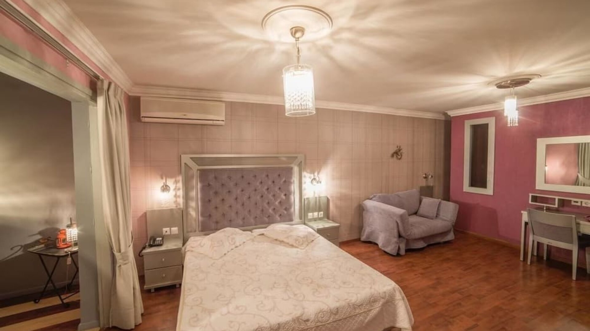 Day use room at Delphi Art Hotel.