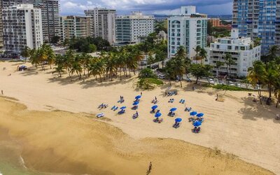 Beach access at Aire De O:live.