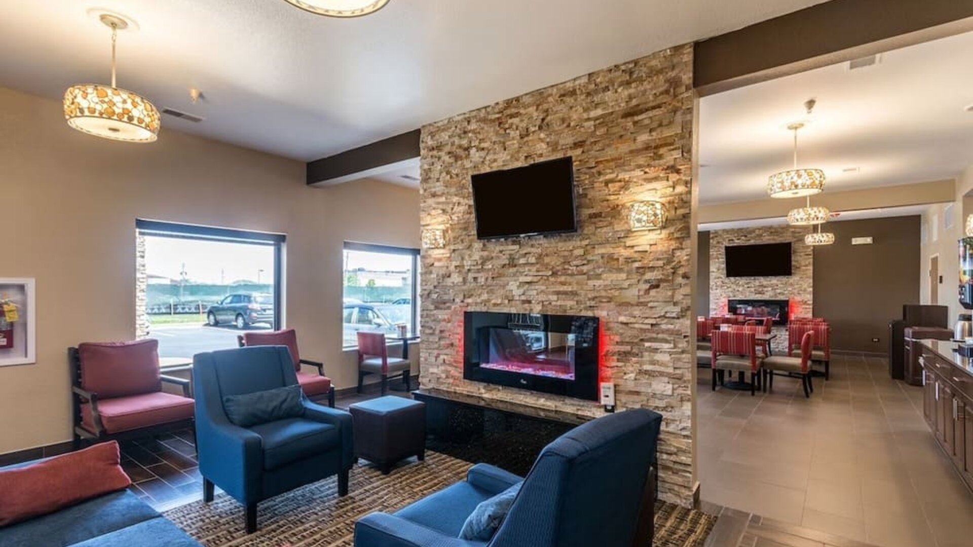 Lobby seating at Comfort Inn & Suites North Aurora - Naperville.
