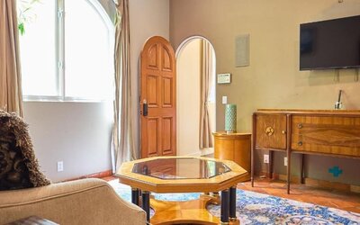 TV lounge area at Beverly Hills Spanish.