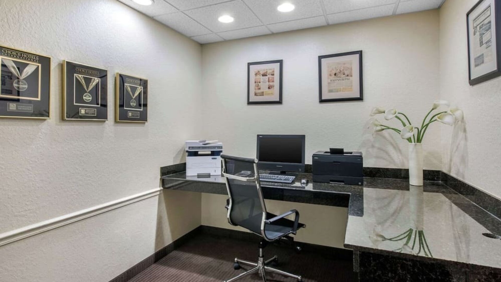 Business center at Sleep Inn & Suites Port Charlotte - Punta Gorda.