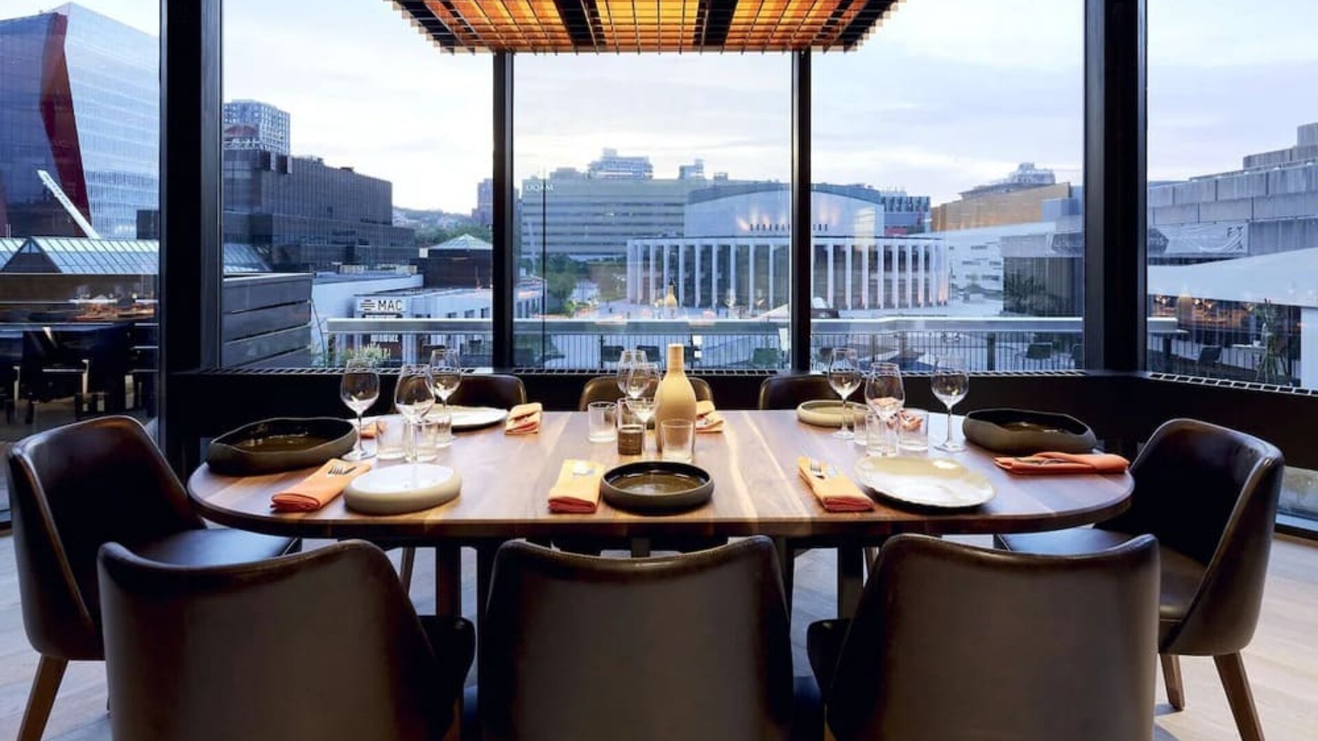 Dining area at DoubleTree By Hilton Montreal.