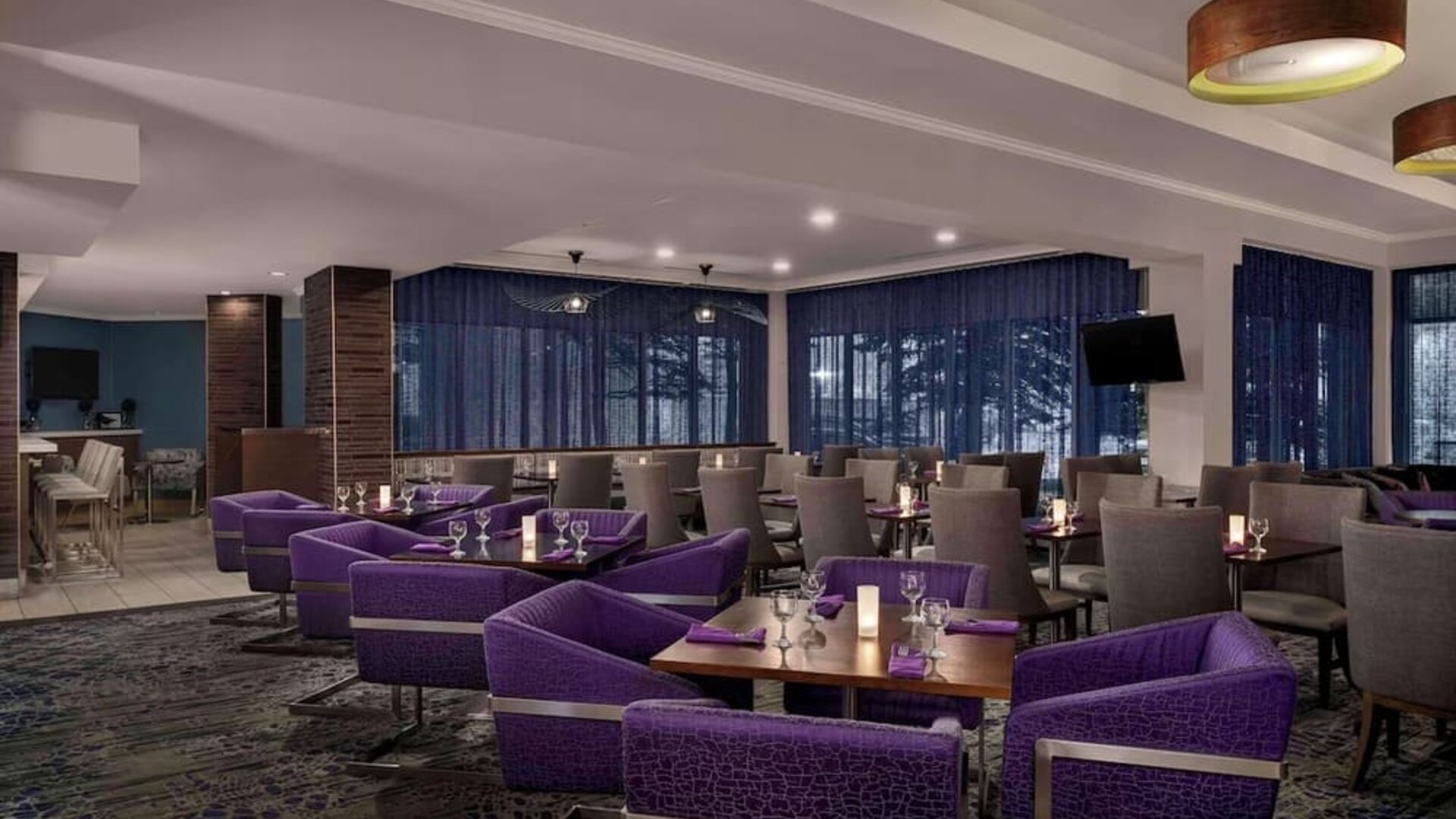 Dining room at Hilton Garden Inn Calgary Airport.