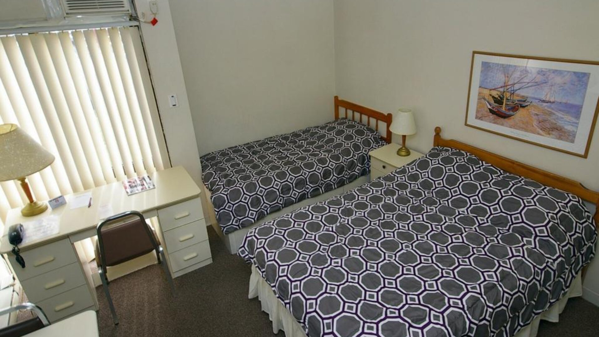 Two bed day use room at Alexandra Hotel.