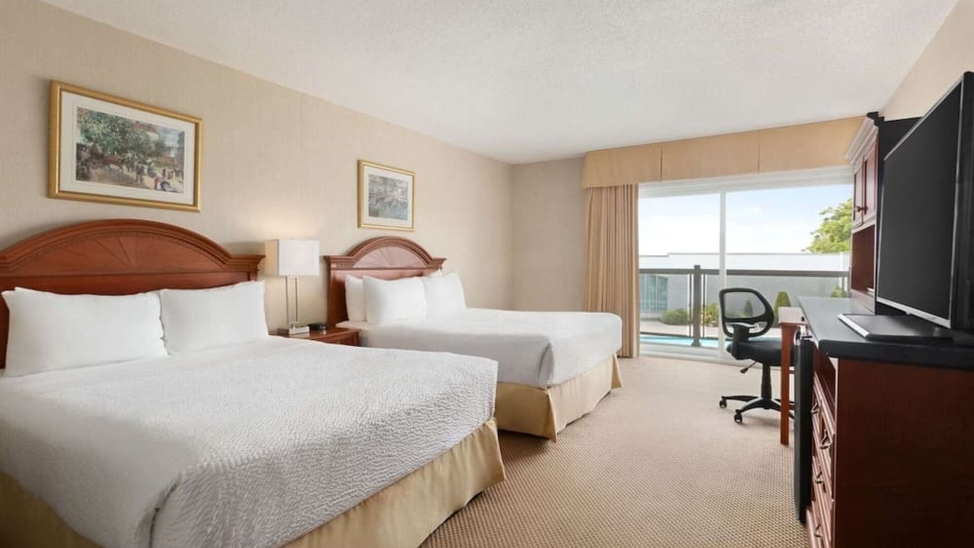 Day use room at Days Inn By Wyndham London.