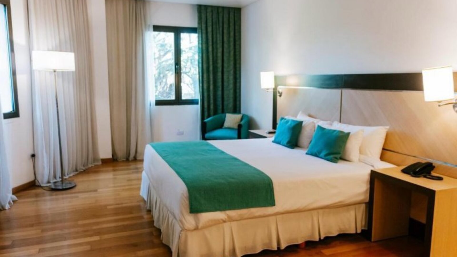 Hotel Plaza Central Canning