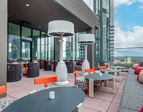 Cambria Hotel Austin Downtown