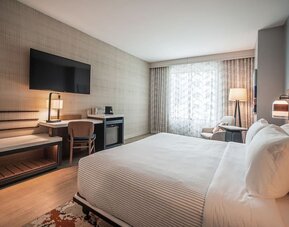 Cambria Hotel Austin Downtown