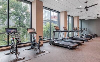 Cambria Hotel Austin Downtown