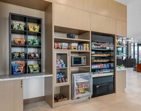 Cambria Hotel Austin Downtown