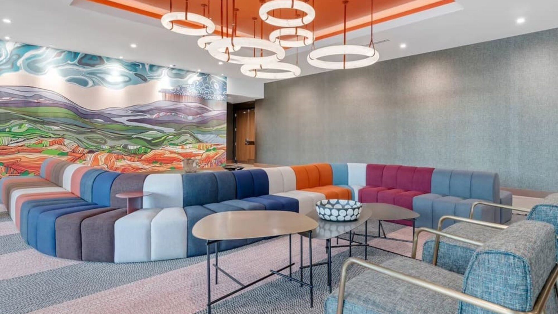 Cambria Hotel Austin Downtown