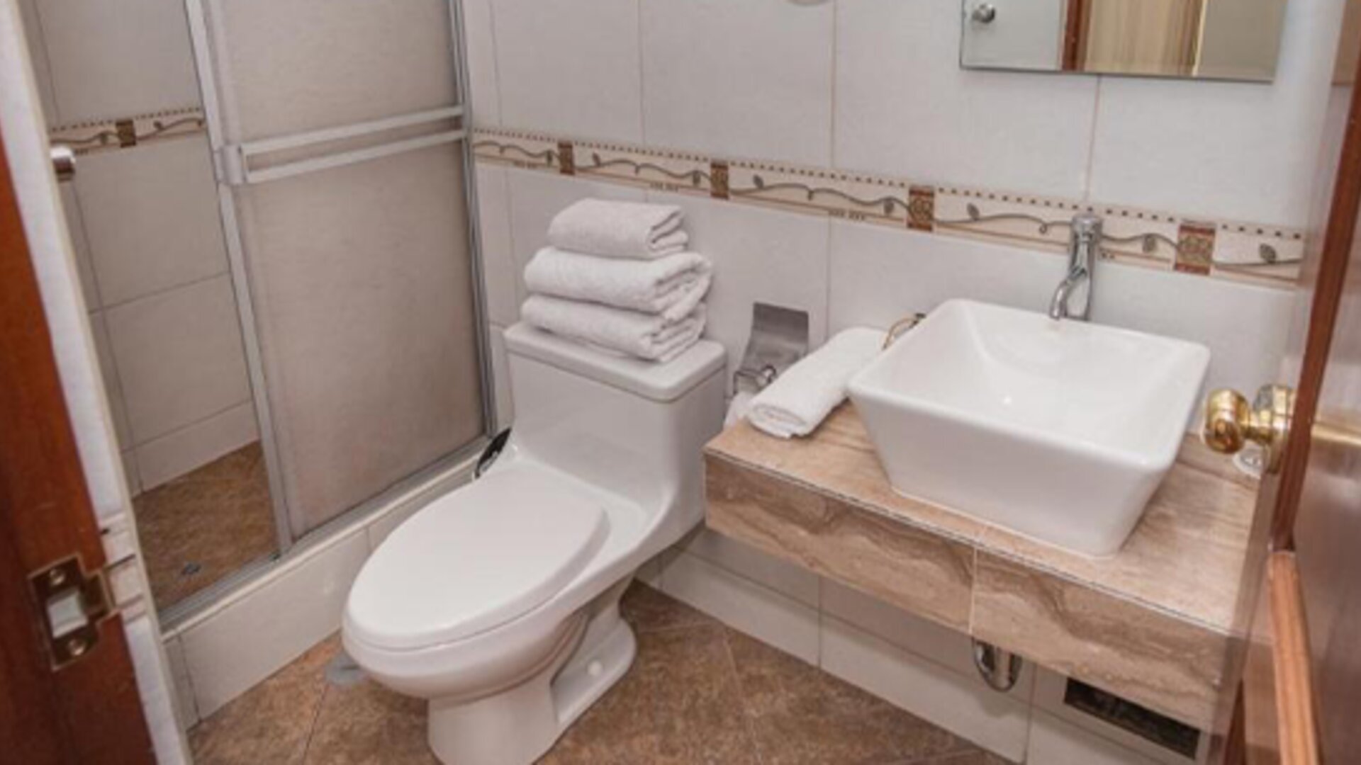 Hotel Cascada del Inka